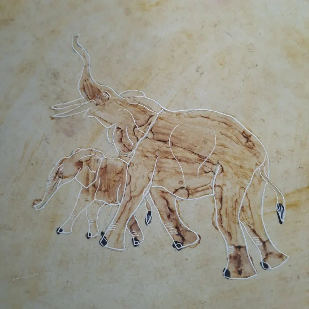 Vtg Hand Carved Kenyan Soapstone Elephant Themed Plate Folk Art Primitive Ethnic